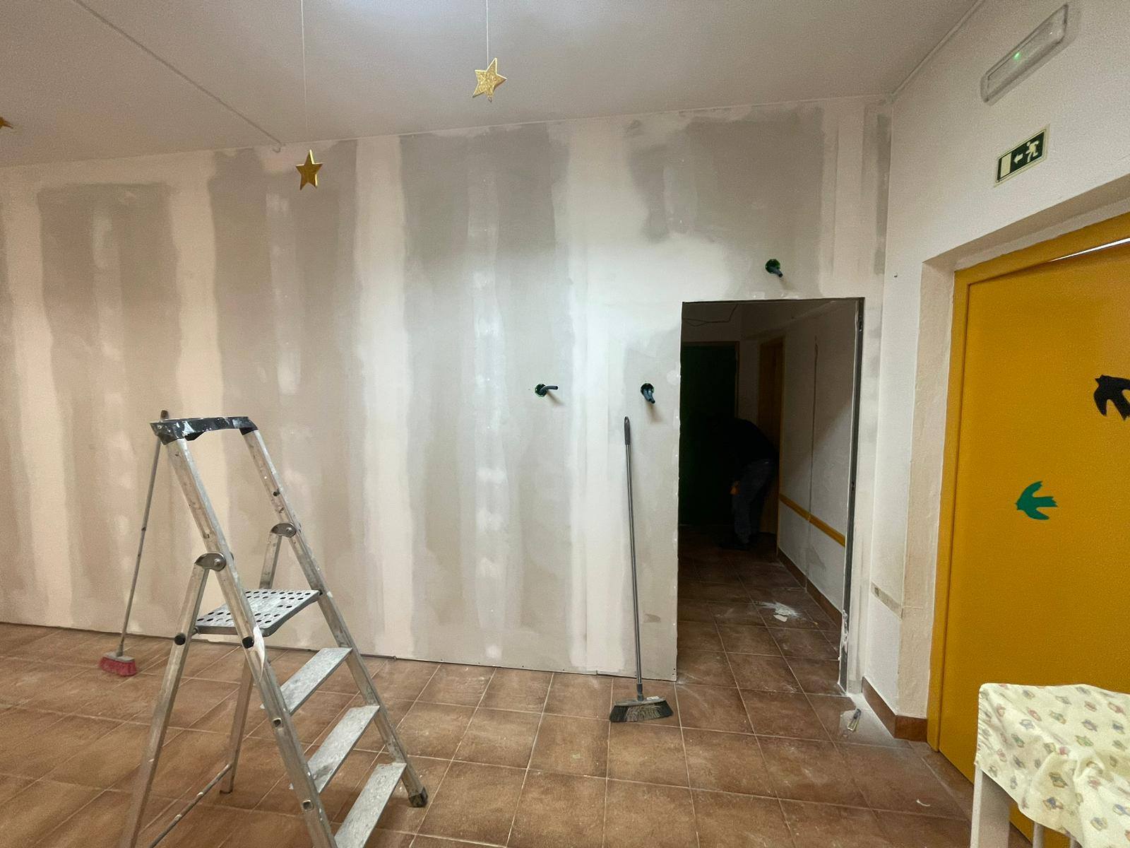 Obras do Gabinete para a Diretora Pedagógica